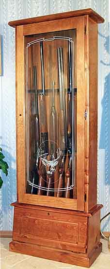 Model #1120 Pine 6-gun Cabinet